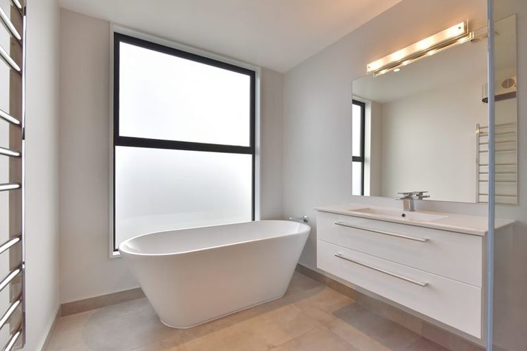 Photo of property in 42 Tui Street, Fendalton, Christchurch, 8041