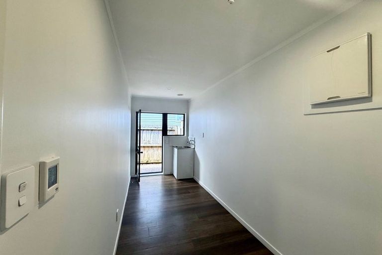 Photo of property in 2/27 Union Street, Papakura, 2110