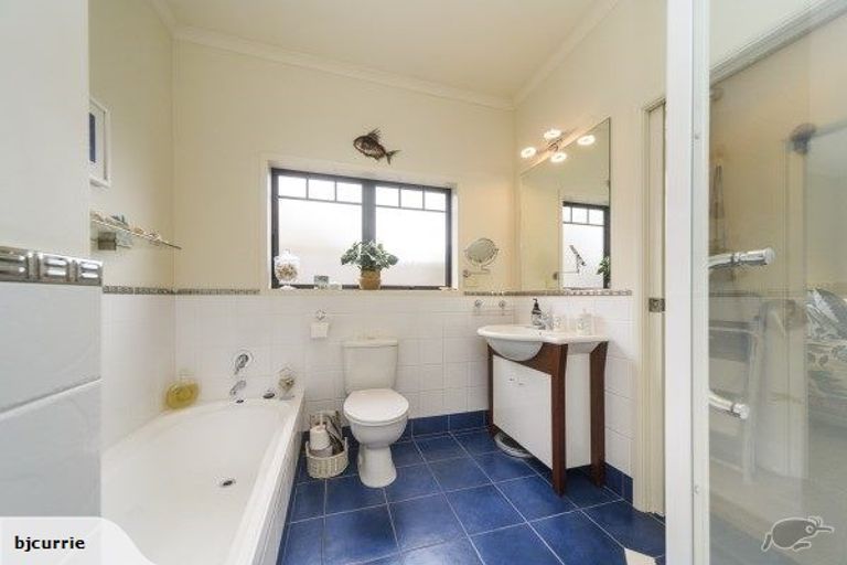 Photo of property in 45 Fitchett Street, Palmerston North, 4410