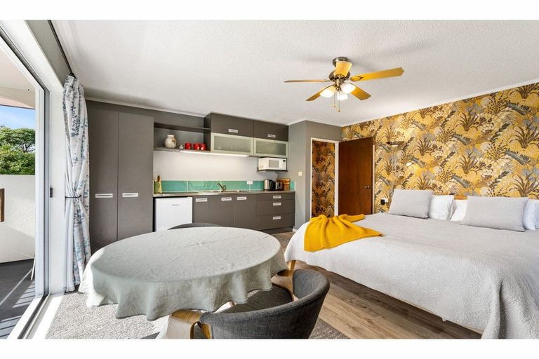 Photo of property in 108 Hone Heke Road, Kerikeri, 0230