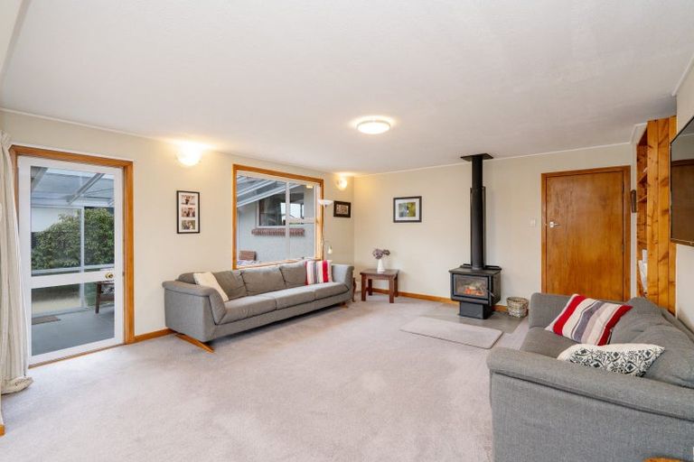 Photo of property in 70 Helmsdale Street, Waverley, Invercargill, 9810