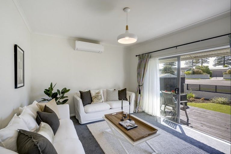 Photo of property in 45 Te Awa Avenue, Te Awa, Napier, 4110