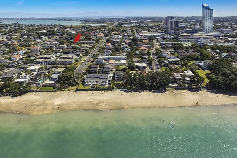 Photo of property in 2/17 Sanders Avenue, Takapuna, Auckland, 0622