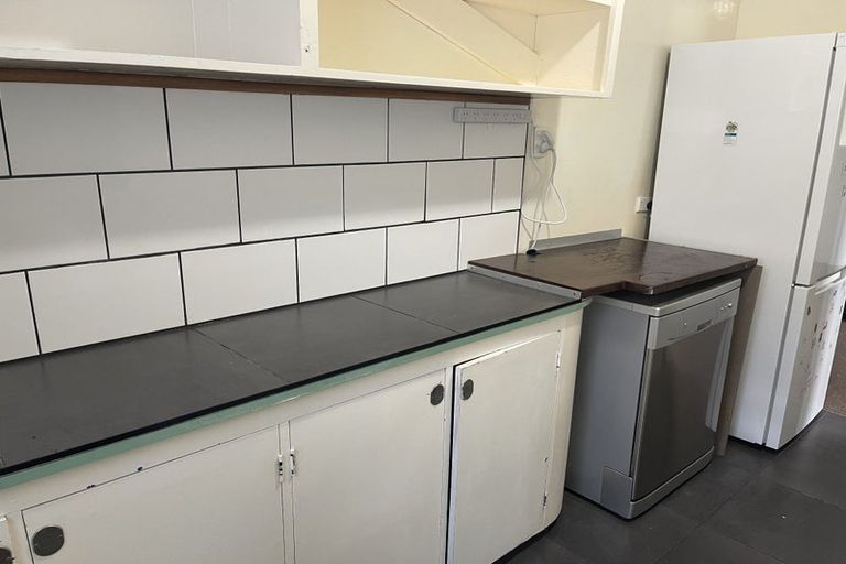 Photo of property in 48 Burgess Road, Johnsonville, Wellington, 6037