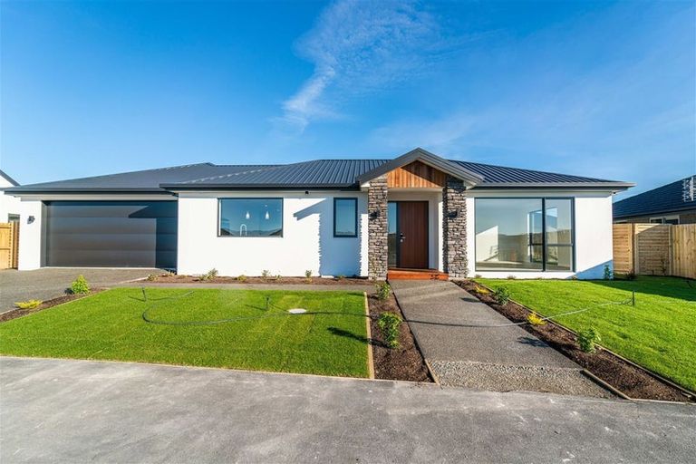 Photo of property in 6 Wandle Street, Marshland, Christchurch, 8083