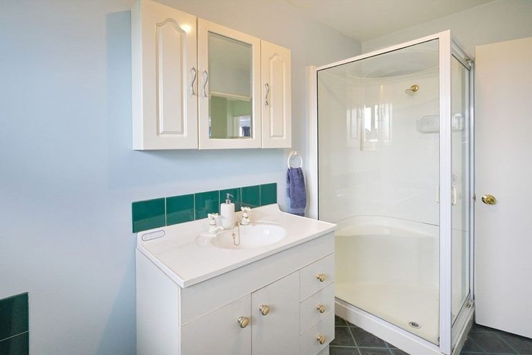 Photo of property in 25b Main South Road, Sockburn, Christchurch, 8042