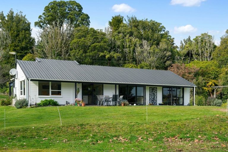 Photo of property in 21a Hamilton Road, Lake Rotoma, Rotorua, 3074