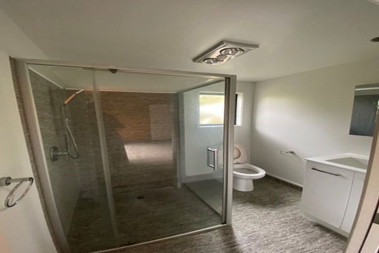 Photo of property in 87 Carnoustie Drive, Wattle Downs, Auckland, 2103