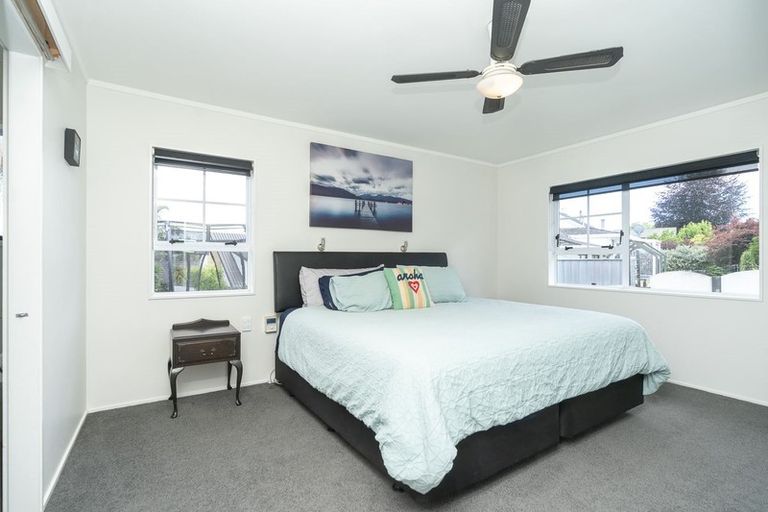 Photo of property in 10 Sheriff Place, Riverlea, Hamilton, 3216