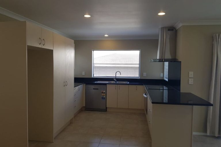 Photo of property in 63a Redoubt Road, Goodwood Heights, Auckland, 2105