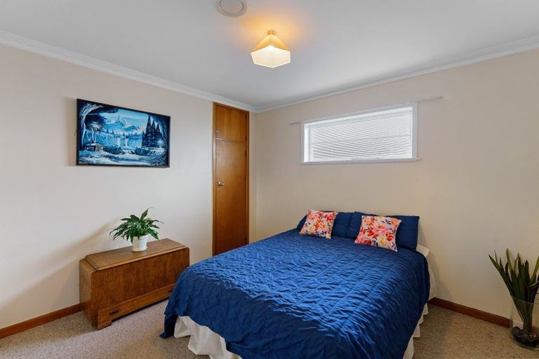 Photo of property in 16 Rimu Street, Otaki, 5512