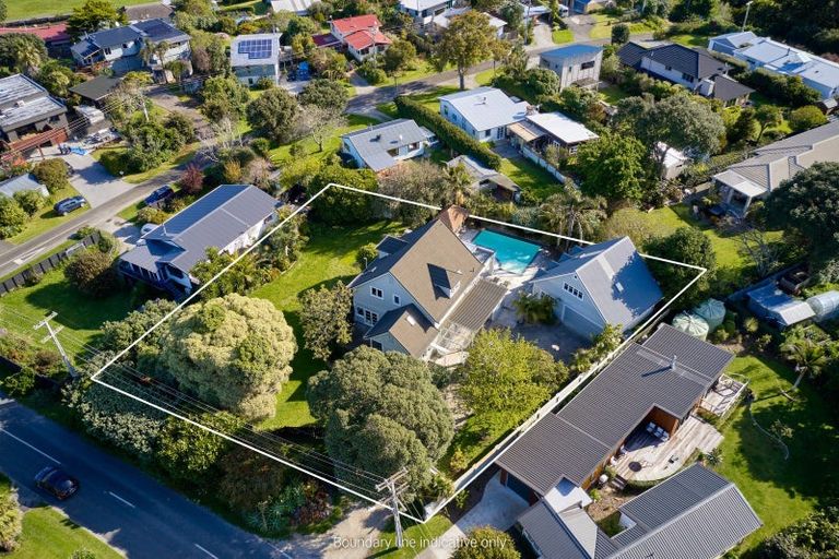 Photo of property in 12 Lysnar Street, Okitu, Gisborne, 4010