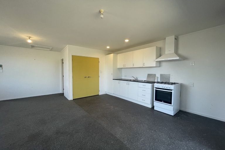 Photo of property in 28a Miro Street, Castlecliff, Whanganui, 4501