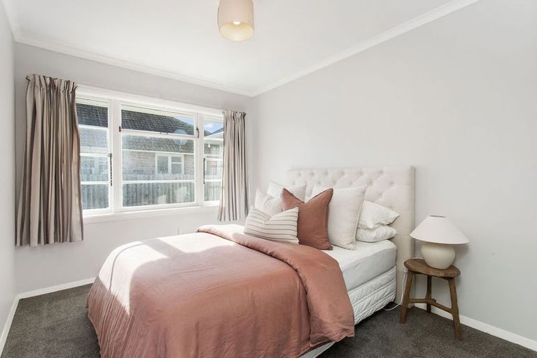 Photo of property in 21 Halliwell Avenue, Papanui, Christchurch, 8052