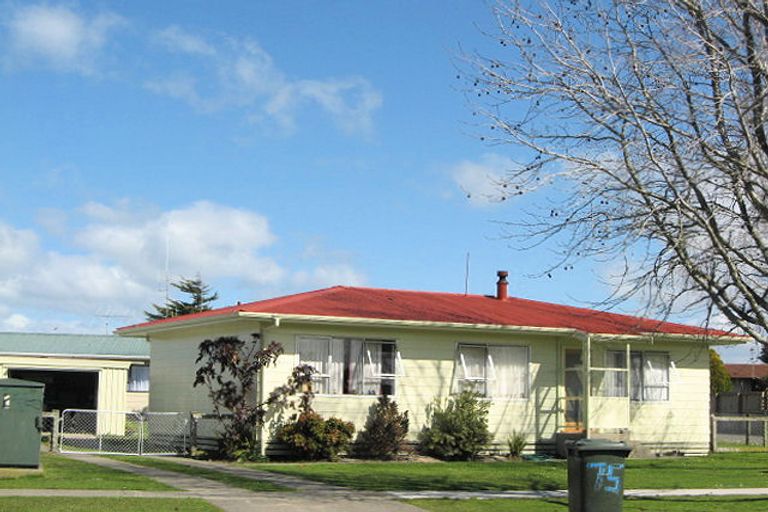 Photo of property in 75 Awatapu Drive, Whakatane, 3120