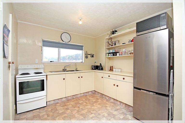 Photo of property in 28 Cousins Avenue East, Foxton Beach, Foxton, 4815