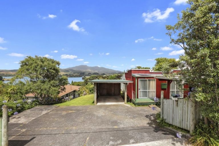 Photo of property in 15 Point Street, Raglan, 3225