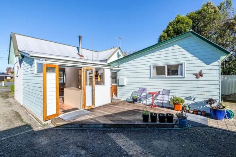 Photo of property in 102 Villa Street, Masterton, 5810