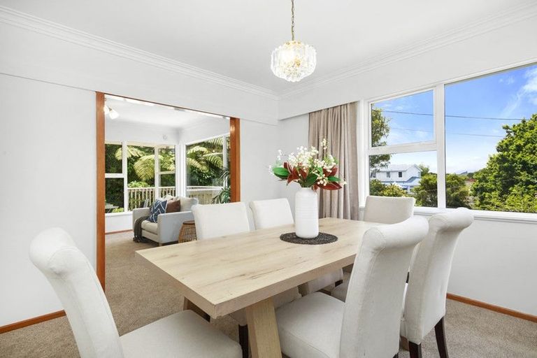 Photo of property in 12 Pembroke Street, Tawa, Wellington, 5028