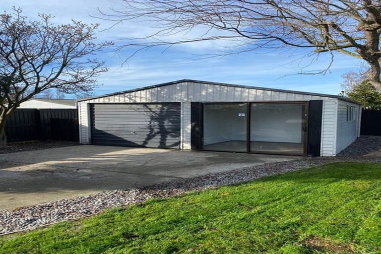 Photo of property in 20 Oakland Street, Northcote, Christchurch, 8052