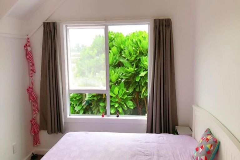 Photo of property in 4/36 Koromiko Street, New Lynn, Auckland, 0600