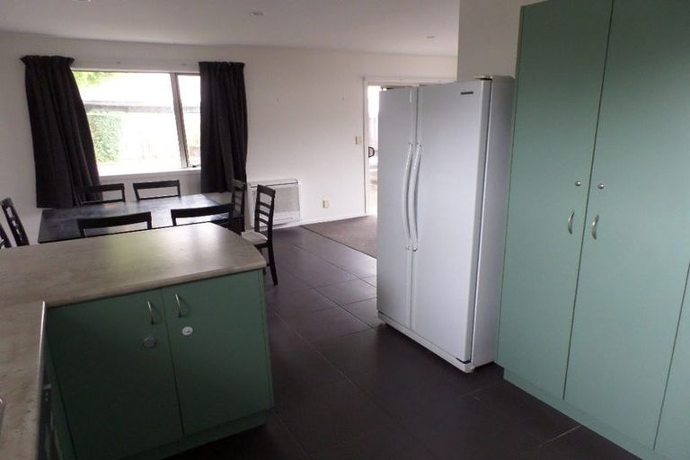 Photo of property in 34a Roche Avenue, Upper Riccarton, Christchurch, 8041