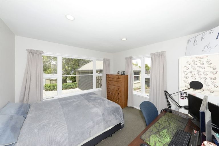 Photo of property in 74 Maidstone Road, Ilam, Christchurch, 8041