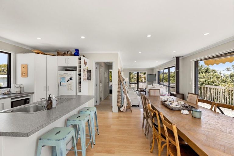 Photo of property in 292b Seaforth Road, Waihi Beach, 3611