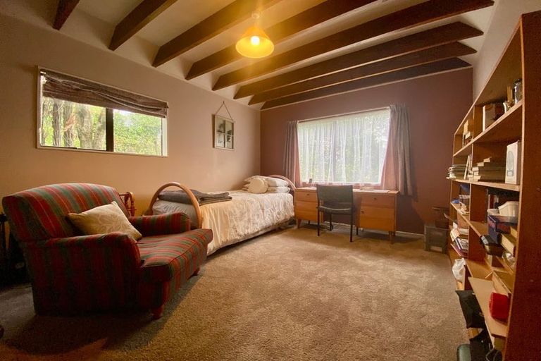 Photo of property in 8 Escort Grove, Awapuni, Palmerston North, 4412