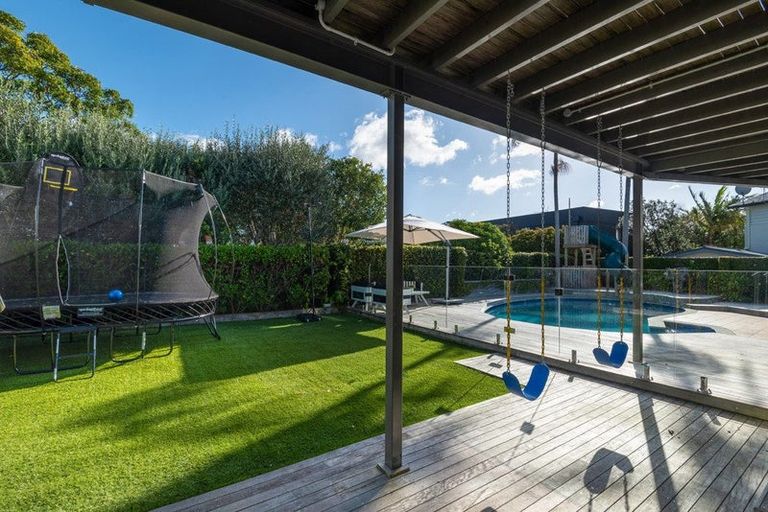 Photo of property in 27 Hemi Street, Narrow Neck, Auckland, 0622