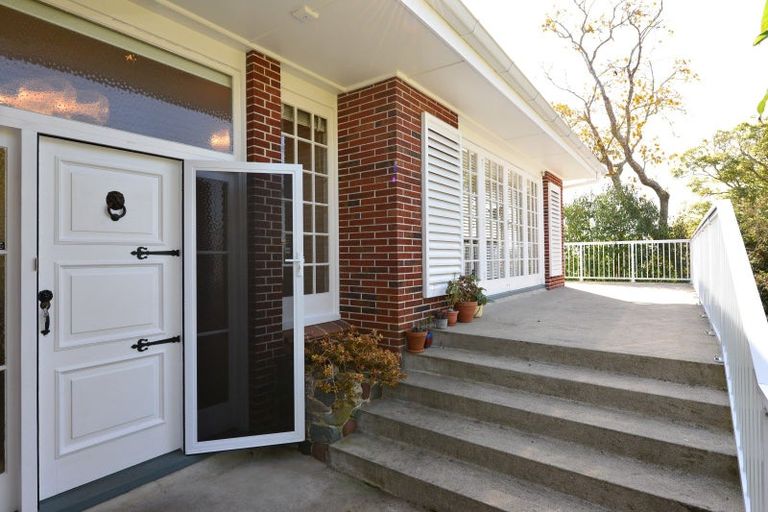 Photo of property in 39 Hillcrest Road, Hillcrest, Hamilton, 3216