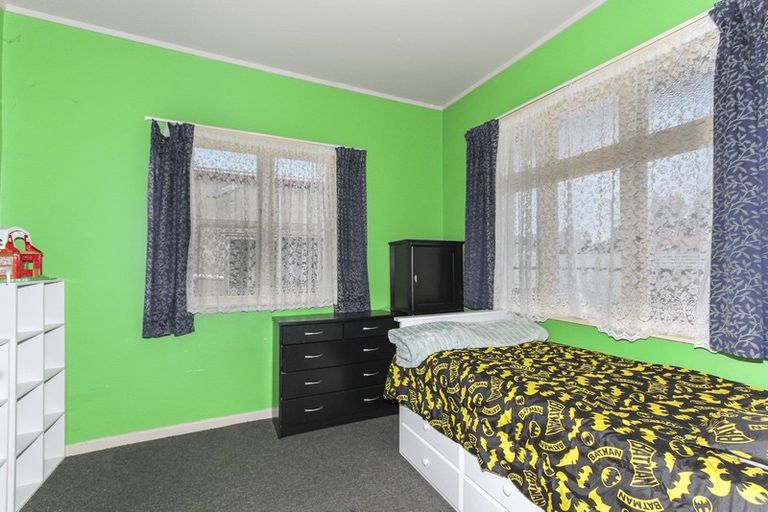 Photo of property in 130 Regan Street, Stratford, 4332