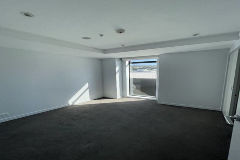 Photo of property in Nouvo Apartments, 3a/21 Rugby Street, Mount Cook, Wellington, 6021