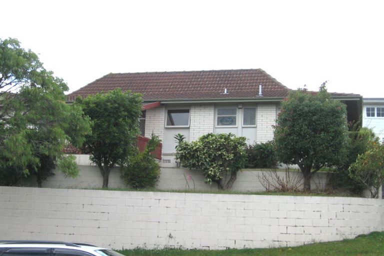 Photo of property in 96 Ravenwood Drive, Forrest Hill, Auckland, 0620