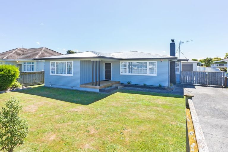 Photo of property in 7 Liverpool Street, Takaro, Palmerston North, 4412