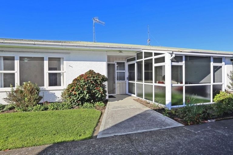 Photo of property in 1/204 Lyndon Road West, Hastings, 4122