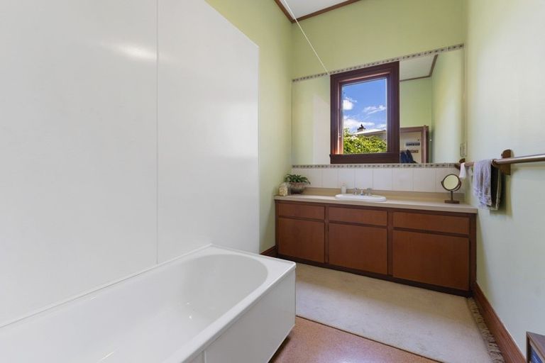 Photo of property in 120 Tarbert Street, Alexandra, 9320