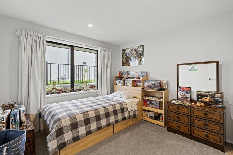 Photo of property in 1a Links Drive, Waiwhakaiho, New Plymouth, 4312