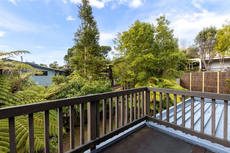 Photo of property in 26 Aberdeen Road, Campbells Bay, Auckland, 0620
