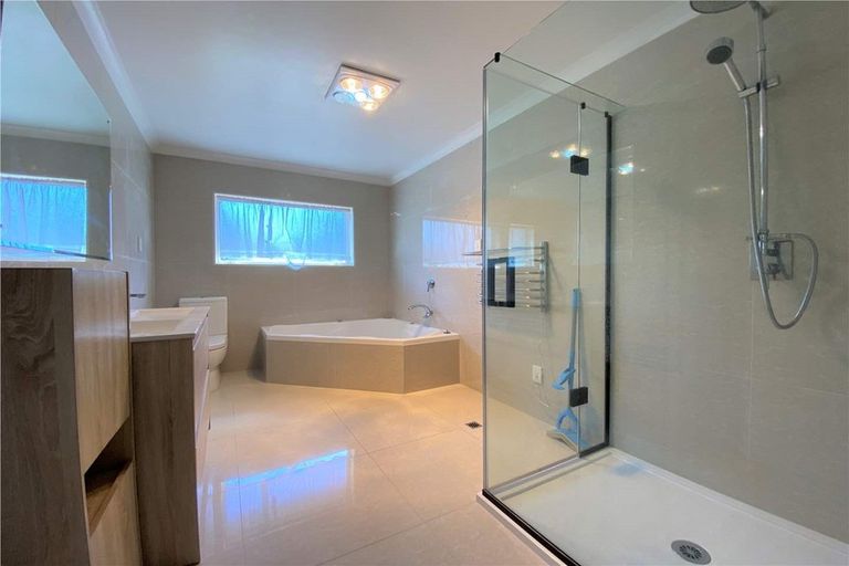 Photo of property in 84 Killybegs Drive, Pinehill, Auckland, 0632