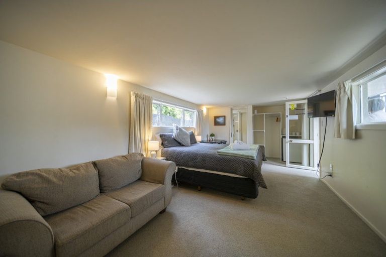 Photo of property in 2 Lakefront Drive, Te Anau, 9600
