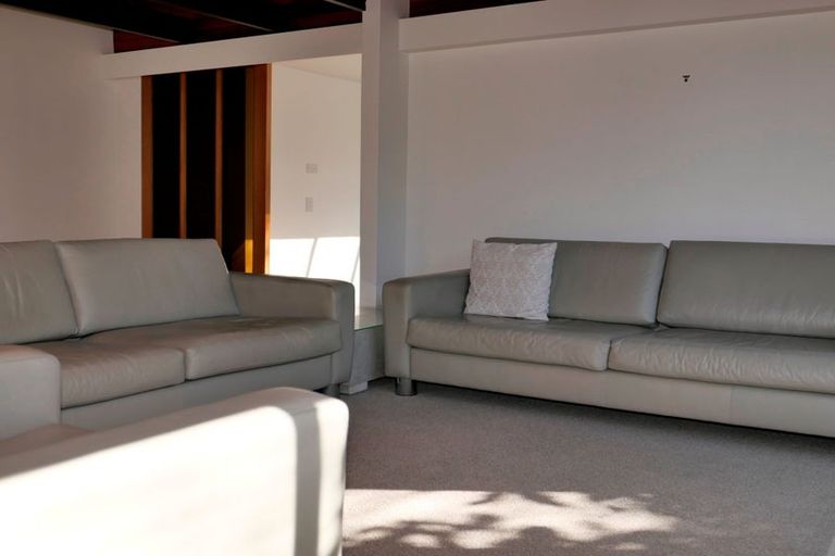 Photo of property in 10 Edgewater Street, Waikanae, 5036