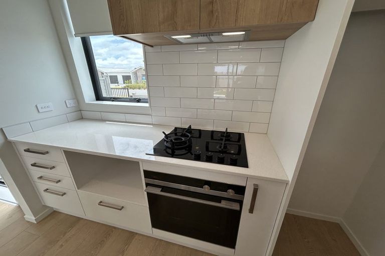 Photo of property in 25 Ngakoro Road, Karaka, Papakura, 2113