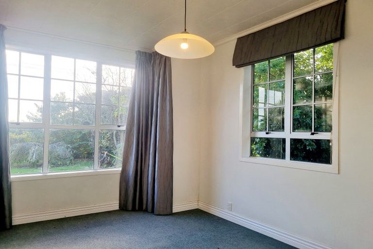 Photo of property in 126 Saint Kilda Road, Cambridge, 3493