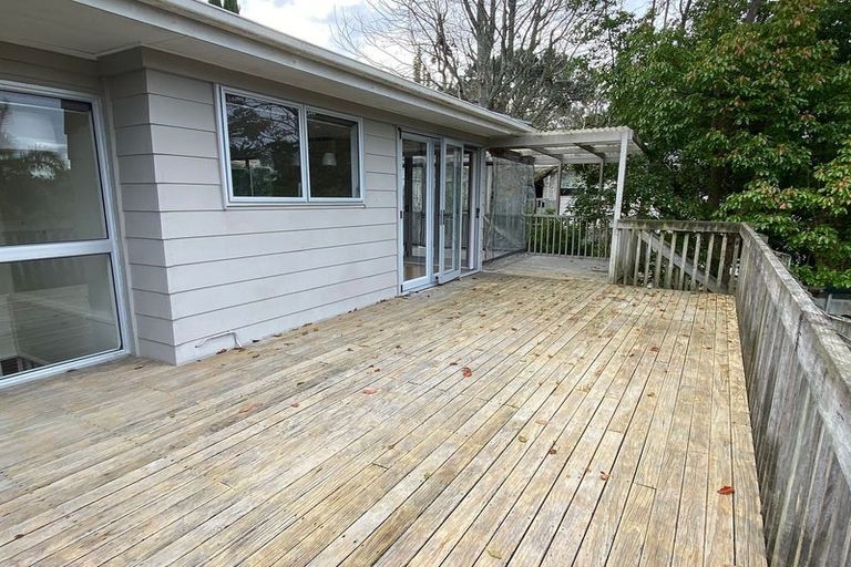 Photo of property in 10 Airey Place, Torbay, Auckland, 0630