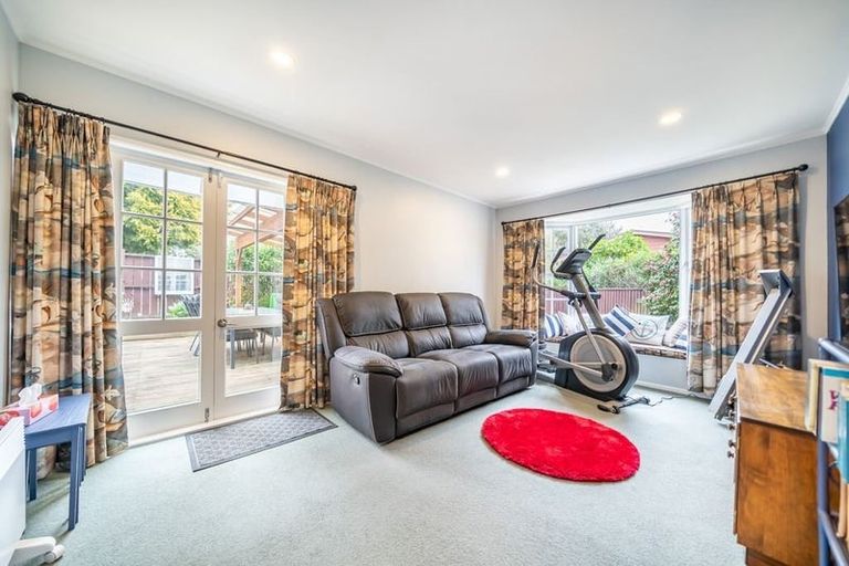 Photo of property in 4 Cabin Lane, Whitby, Porirua, 5024