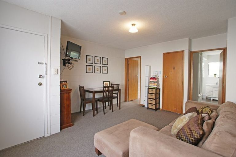 Photo of property in 6/20 Willoughby Street, Whitiora, Hamilton, 3200