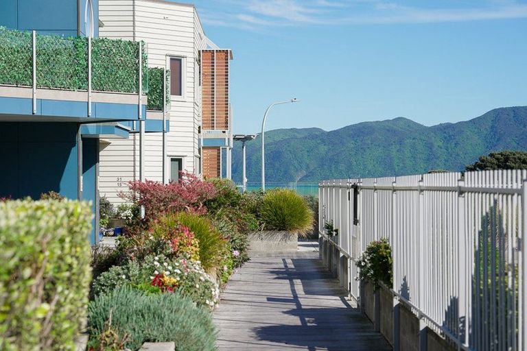 Photo of property in 10/4u Seaview Road, Paraparaumu Beach, Paraparaumu, 5032