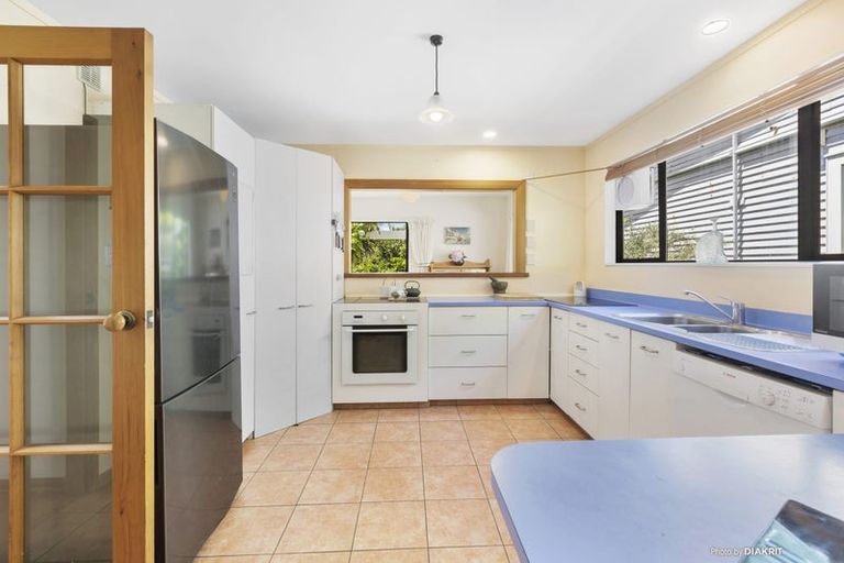 Photo of property in 23 Pinnacle Street, Seatoun, Wellington, 6022