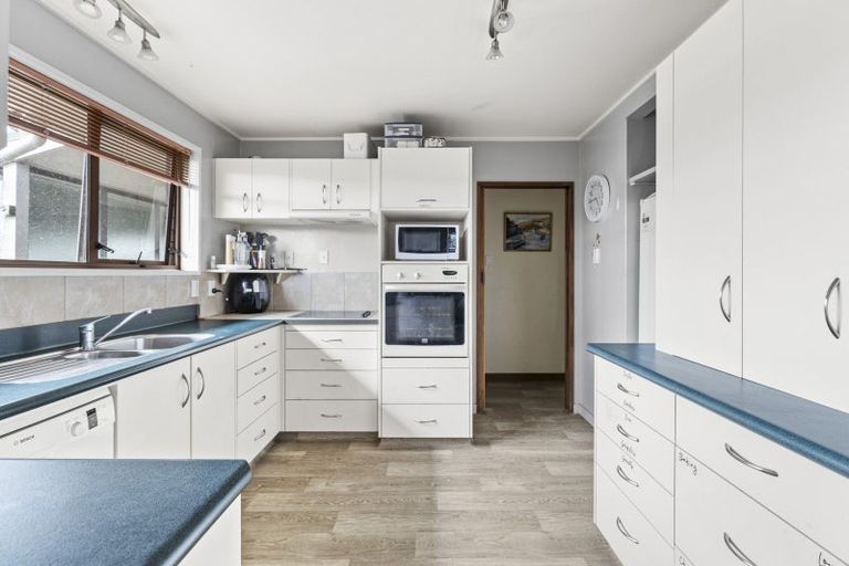 Photo of property in 2 Ashdown Crescent, Feilding, 4702